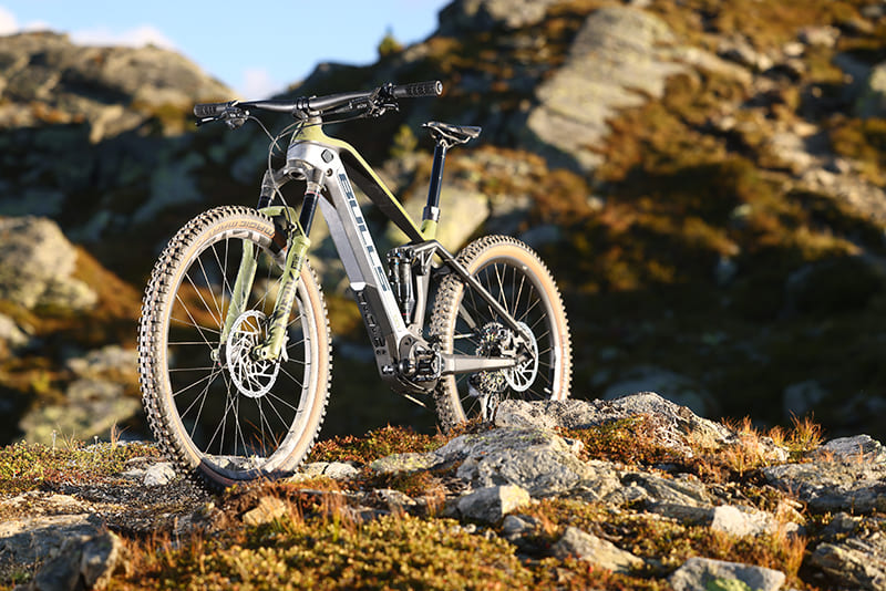 Bulls Sonic Evo AM Team Carbon 750 grün 